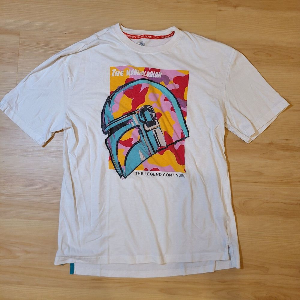 *Rare* Star Wars The Mandalorian Disney Parks Disneyland Medium Tee Shirt